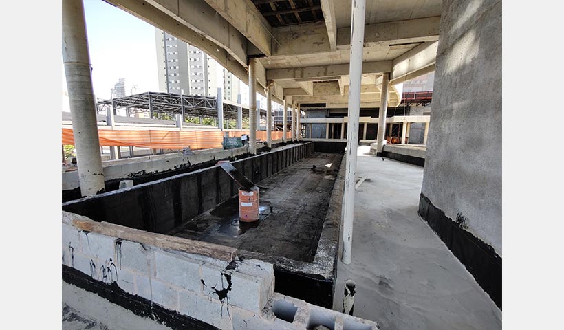 Impermeabilização da piscina coberta