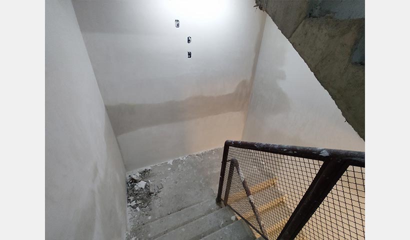 Gesso liso da escadaria