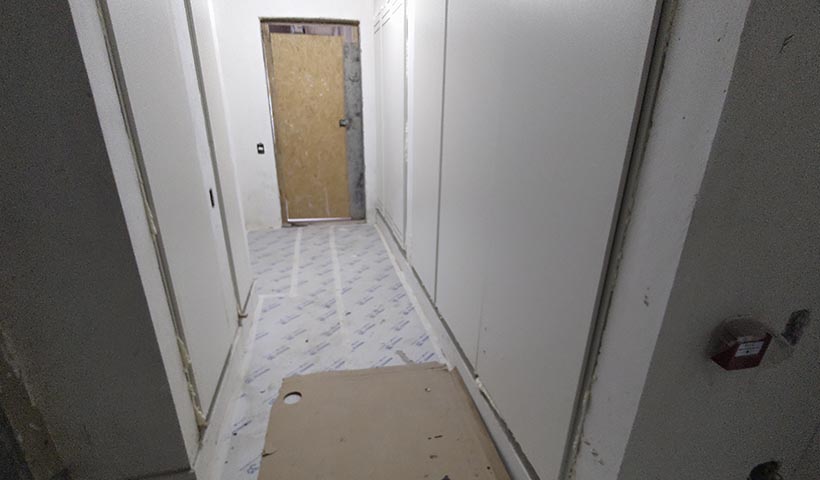 Esquadrias de madeira do hall de serviço